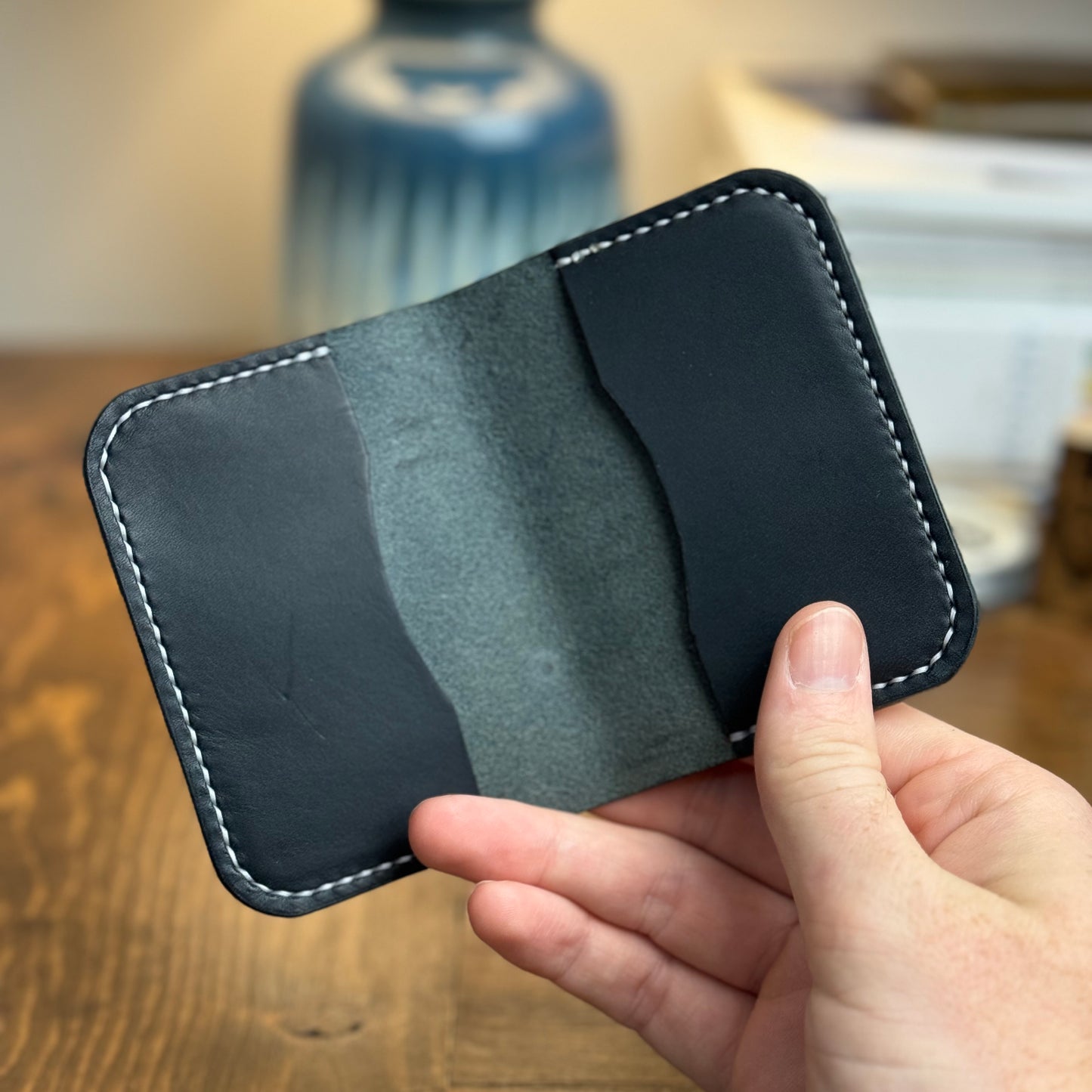 Handmade Minimalist Leather Bifold Wallet - Maggie